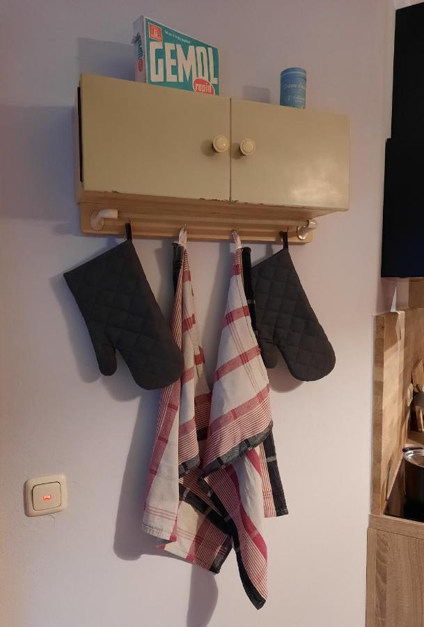 Ferienwohnung Urlaub Im Friseursalon Sebnitz Exterior foto